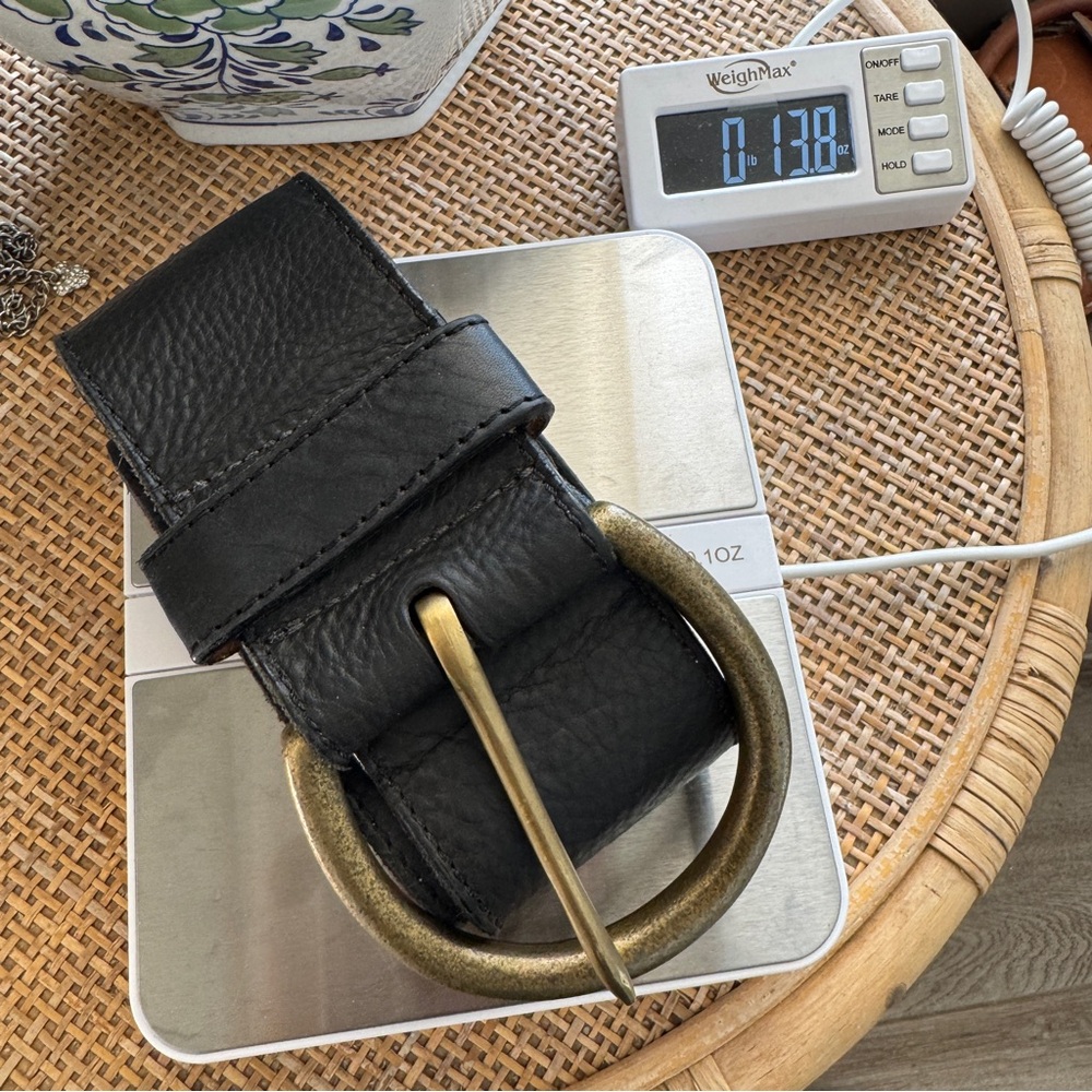 Vtg Y2K DKNY Donna Karan black 275"wide pebbled leather brass buckle womens belt - Picture 7 of 16